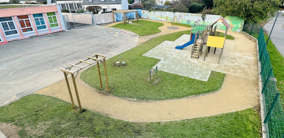 Projet 10. Végétalisons la cour de l'école François Tanguy à Lorient